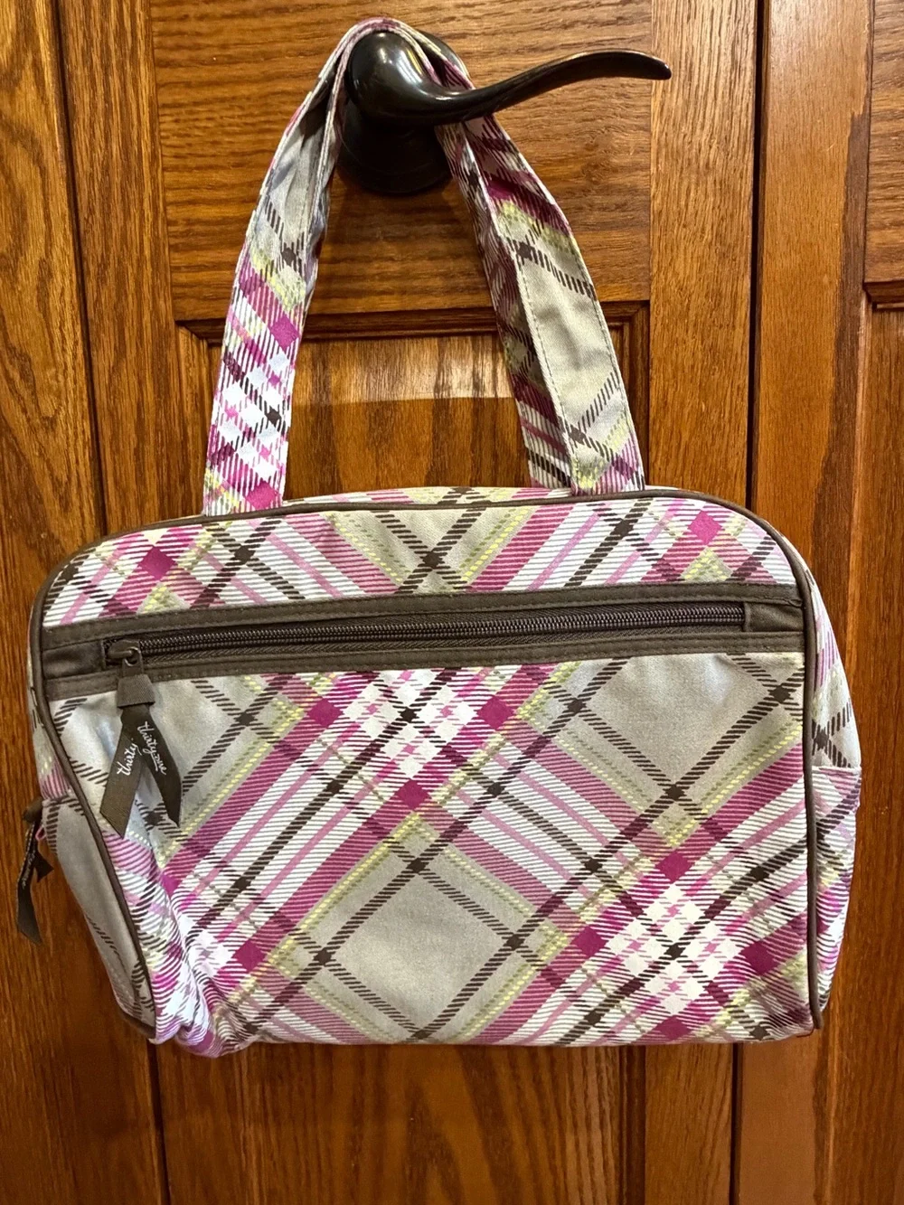 Thirty-One Gifts Uptown Plaid thermal lunch bag and make-up/toiletry bags.